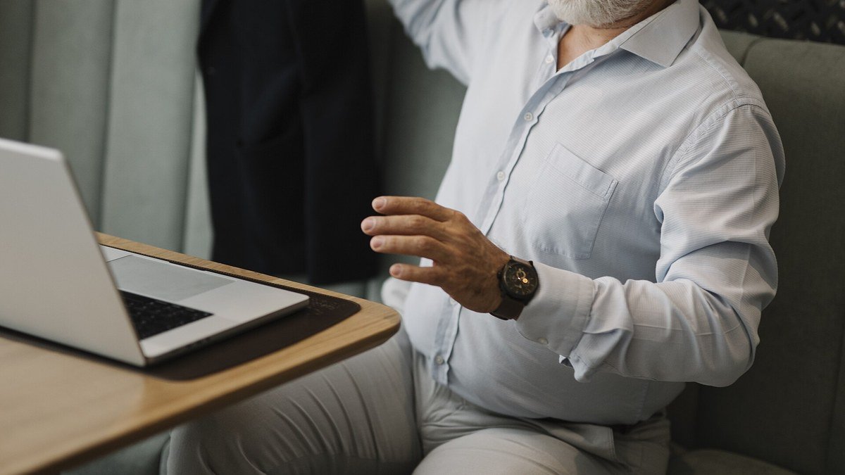 How to Automate Repetitive Tasks with AI Agents: Beginner Guide realistic image